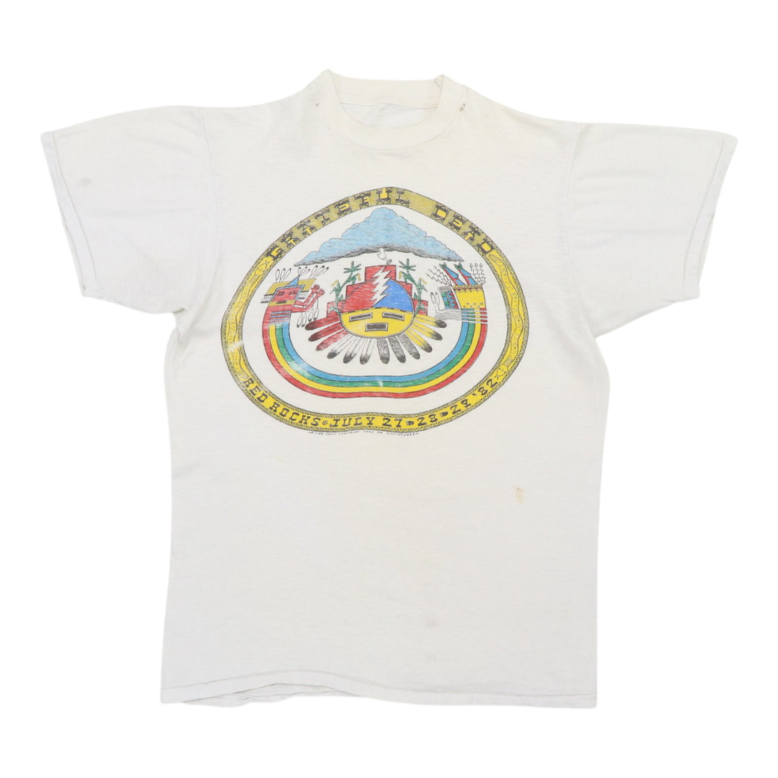 Vintage 1982 Red Rocks Grateful Dead White Cotton Concert T-Shirt: Vintage 1982 Red Rocks Grateful Dead White Cotton Concert T-Shirt This is an original vintage Grateful Dead concert shirt from their 1982 performance at Red Rocks. The shirt features no back graphics 