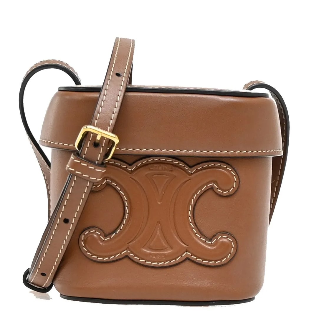 Celine Leather Triomphe Box Bag Brown 10cm Cube for Women: Celine Leather Triomphe Box Bag Brown 10cm Cube for Women This Celine Cuir Triomphe Box Bag is crafted from brown leather and designed for female use. It features a compact box shape with dimensions o