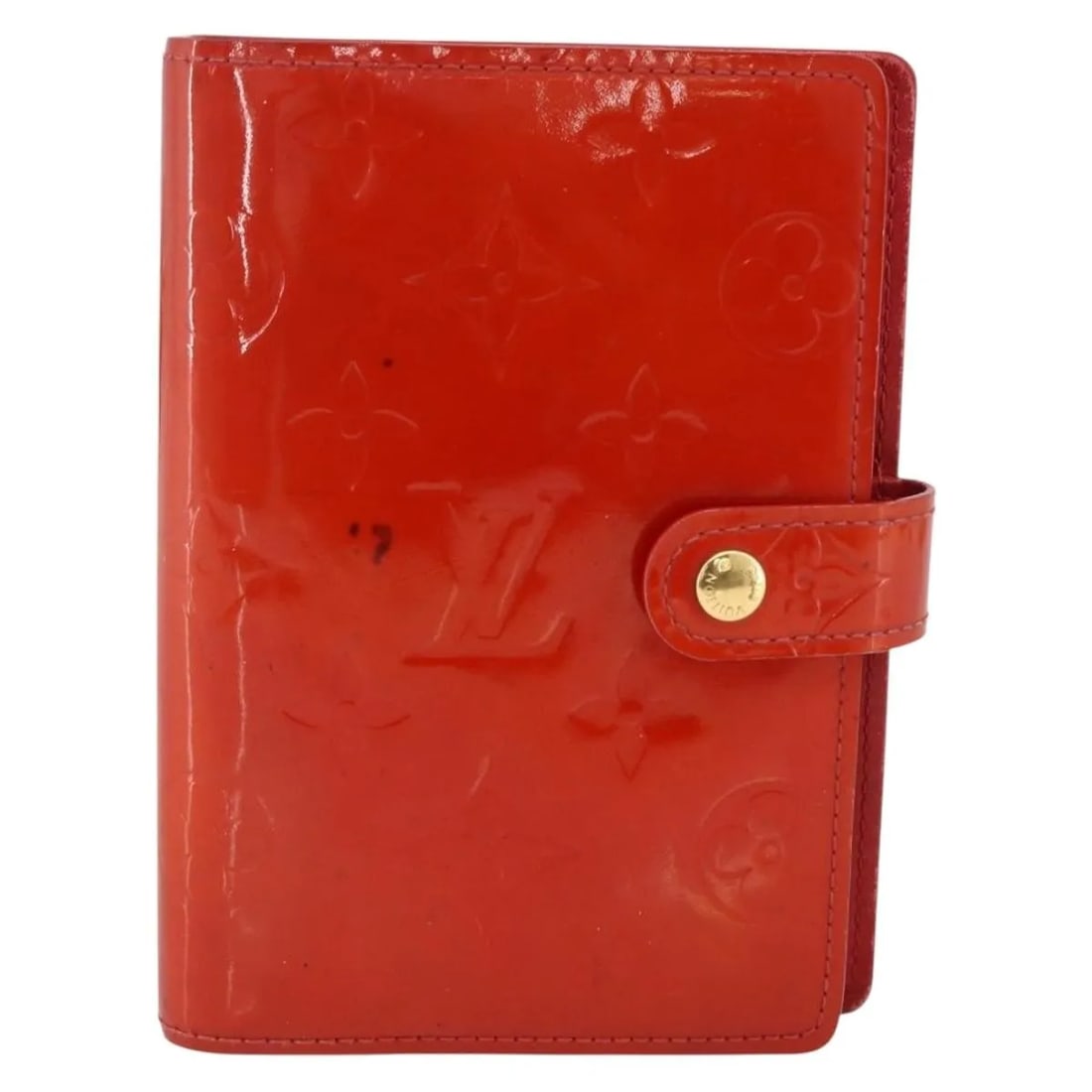 Red Patent Leather Planner Cover Louis Vuitton Agenda: Red Patent Leather Planner Cover Louis Vuitton Agenda Louis Vuitton Agenda Cover in red patent leather. This unisex piece is made in Spain and is presented in fair condition with visible wear. The ext