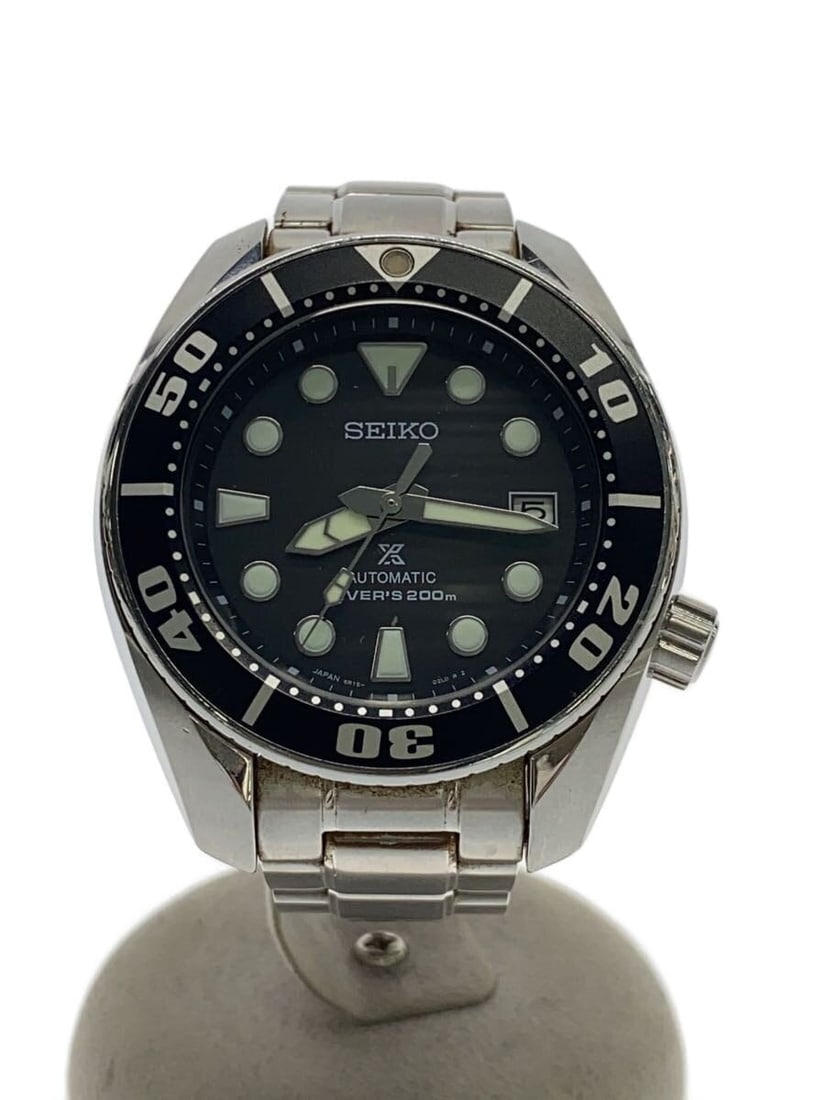 SEIKO Prospex Sumo Stainless Steel Diver Wristwatch: SEIKO Prospex Sumo Stainless Steel Diver Wristwatch This SEIKO Prospex Diver Scuba SUMO 6R15-00C0 is a men's wristwatch featuring a durable stainless steel construction. It has a black dial and is des
