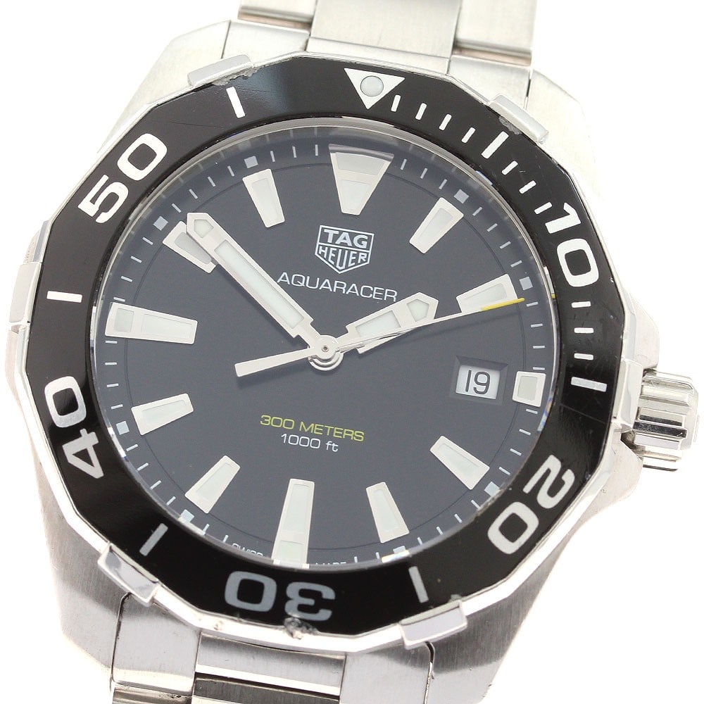 TAG Heuer Aquaracer WAY111A Quartz Date Men's Watch: TAG Heuer Aquaracer WAY111A Quartz Date Men's Watch This TAG Heuer Aquaracer Date Quartz men's wristwatch features a stainless steel case and bracelet with a black dial. The watch is powered by a quar