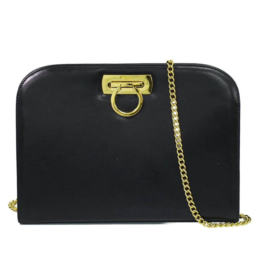 Black Leather Shoulder Bag Salvatore Ferragamo Vintage Gancini Chain: Black Leather Shoulder Bag Salvatore Ferragamo Vintage Gancini Chain Vintage Salvatore Ferragamo Gancini Chain leather bag in black. This women's bag is made in Italy and remains in good condition, sh