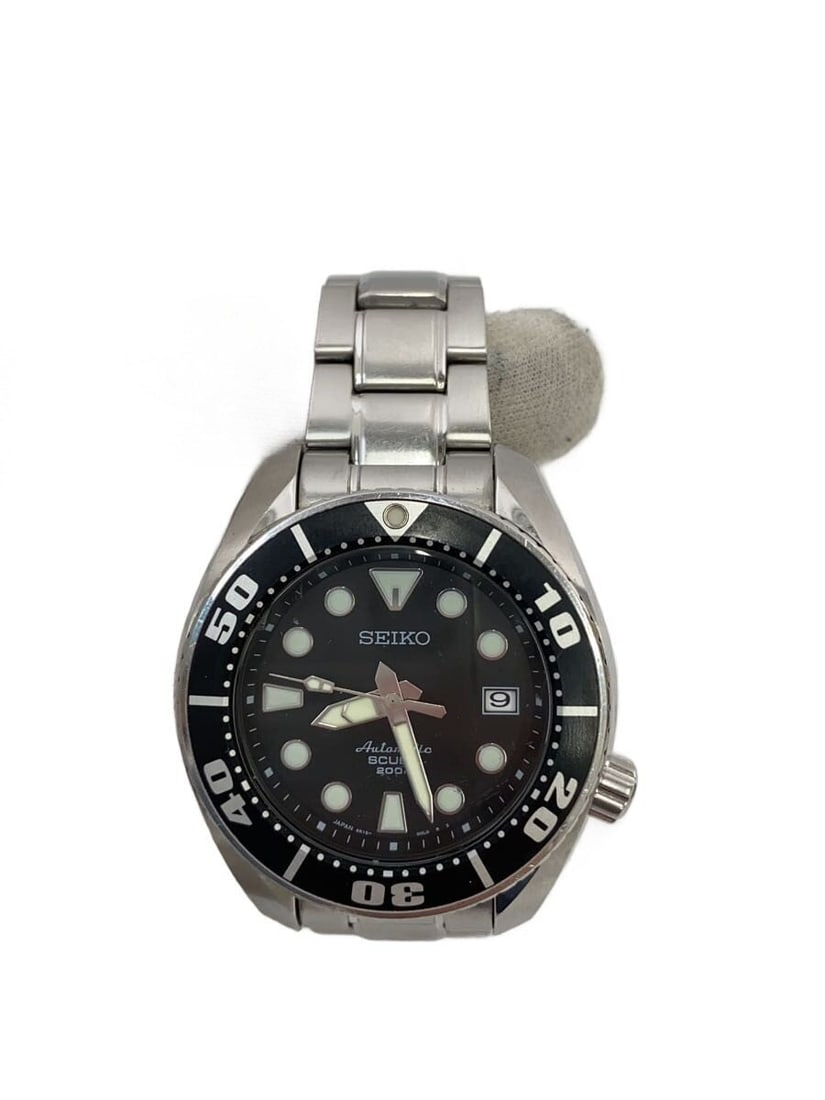 Seiko Prospex Scuba Black Stainless Steel Men's Wristwatch: Seiko Prospex Scuba Black Stainless Steel Men's Wristwatch This SEIKO PROSPEX SCUBA 6R15-00G men's wristwatch features a robust stainless steel construction with a black dial. Designed for durability 