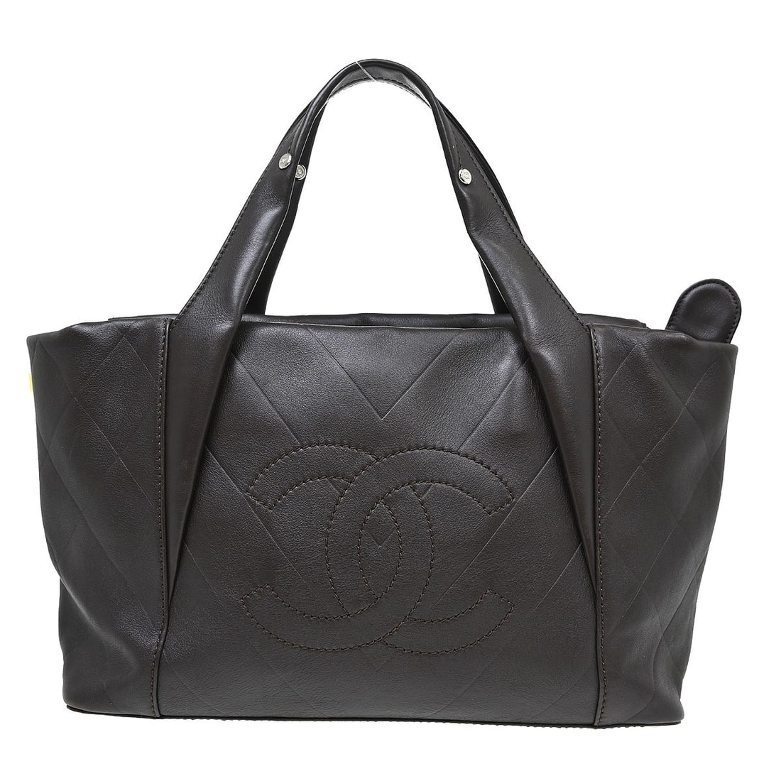 CHANEL Medium Brown Lambskin Tote Bag with Inner Pockets: CHANEL Medium Brown Lambskin Tote Bag with Inner Pockets Brown Chanel tote handbag crafted from lambskin leather with a chevron design, logo accents, and inner pockets. Made in Italy, this medium bag 