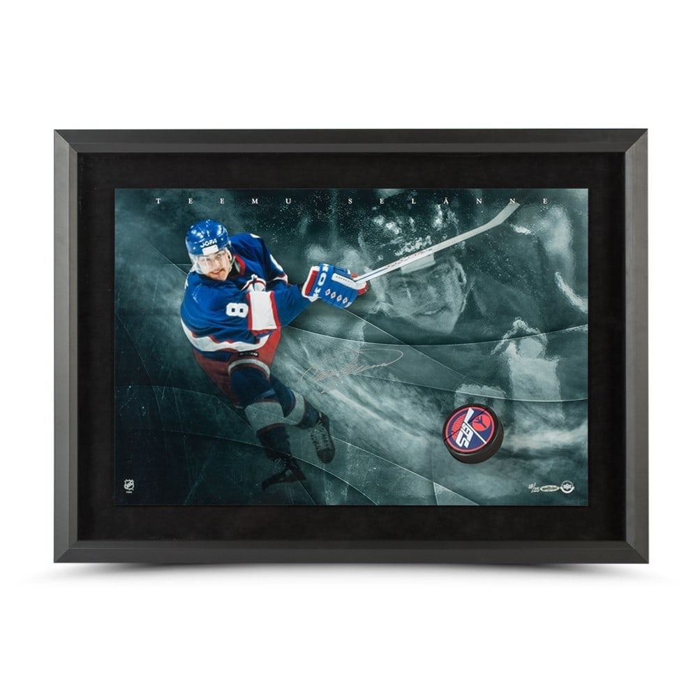 Teemu Selanne Autographed 16x24 Break Thru Photo Limited Edition #/25: Teemu Selanne Autographed 16x24 Break Thru Photo Limited Edition #/25 Celebrate the legacy of Teemu Selanne with this limited edition, autographed 16X24 Break Thru photo. Featuring the iconic Winnipeg