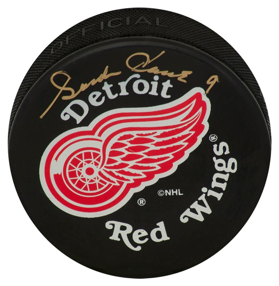 Detroit Red Wings Large Logo Hockey Puck Signed by Gordie Howe with JSA COA: Detroit Red Wings Large Logo Hockey Puck Signed by Gordie Howe with JSA COA This Detroit Red Wings hockey puck features a large team logo and has been personally signed by Gordie Howe. The item includ