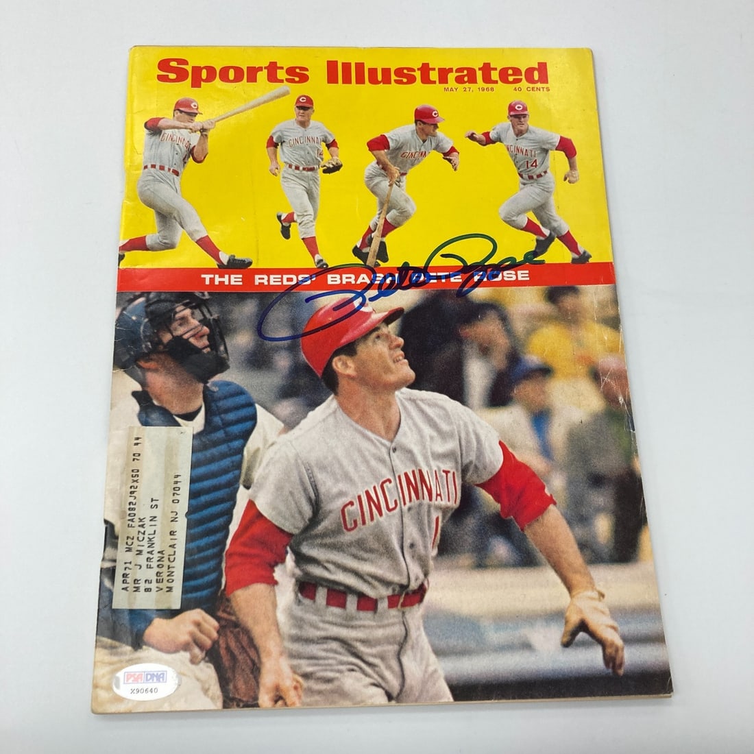 Pete Rose Signed 1968 Sports Illustrated Magazine PSA Certified: Pete Rose Signed 1968 Sports Illustrated Magazine PSA Certified This is a vintage 1968 Sports Illustrated magazine featuring Pete Rose, a legendary baseball player known for his time with the Cincinna