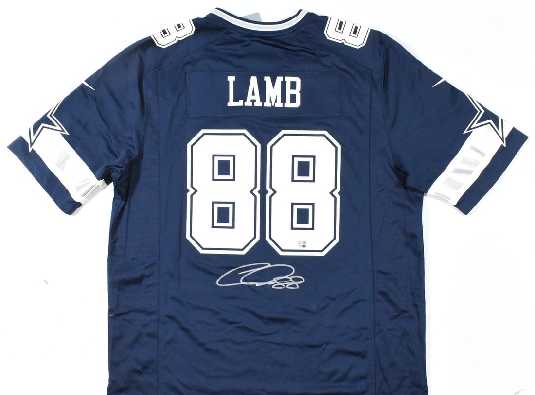 Autographed Dallas Cowboys Nike Game Jersey CeeDee Lamb Silver: Autographed Dallas Cowboys Nike Game Jersey CeeDee Lamb Silver This is a pre-owned Dallas Cowboys blue Nike Game Jersey autographed by CeeDee Lamb. The jersey is an original item and features the team