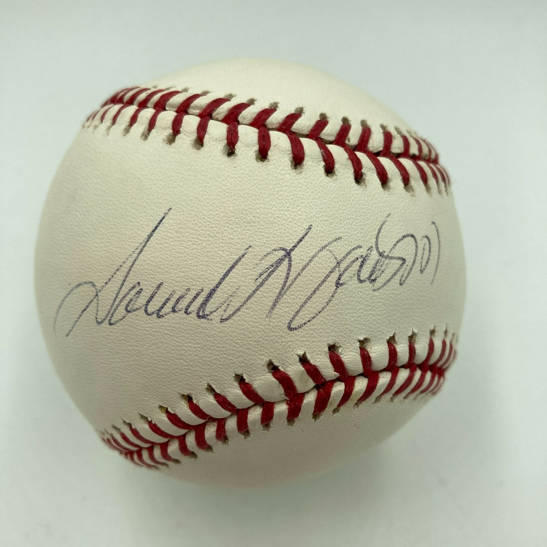 Rare Samuel L. Jackson Signed MLB Baseball PSA/DNA COA: Rare Samuel L. Jackson Signed MLB Baseball PSA/DNA COA Own a piece of Hollywood memorabilia with this rare Samuel L. Jackson signed Major League Baseball, authenticated by PSA/DNA. The ball comes with