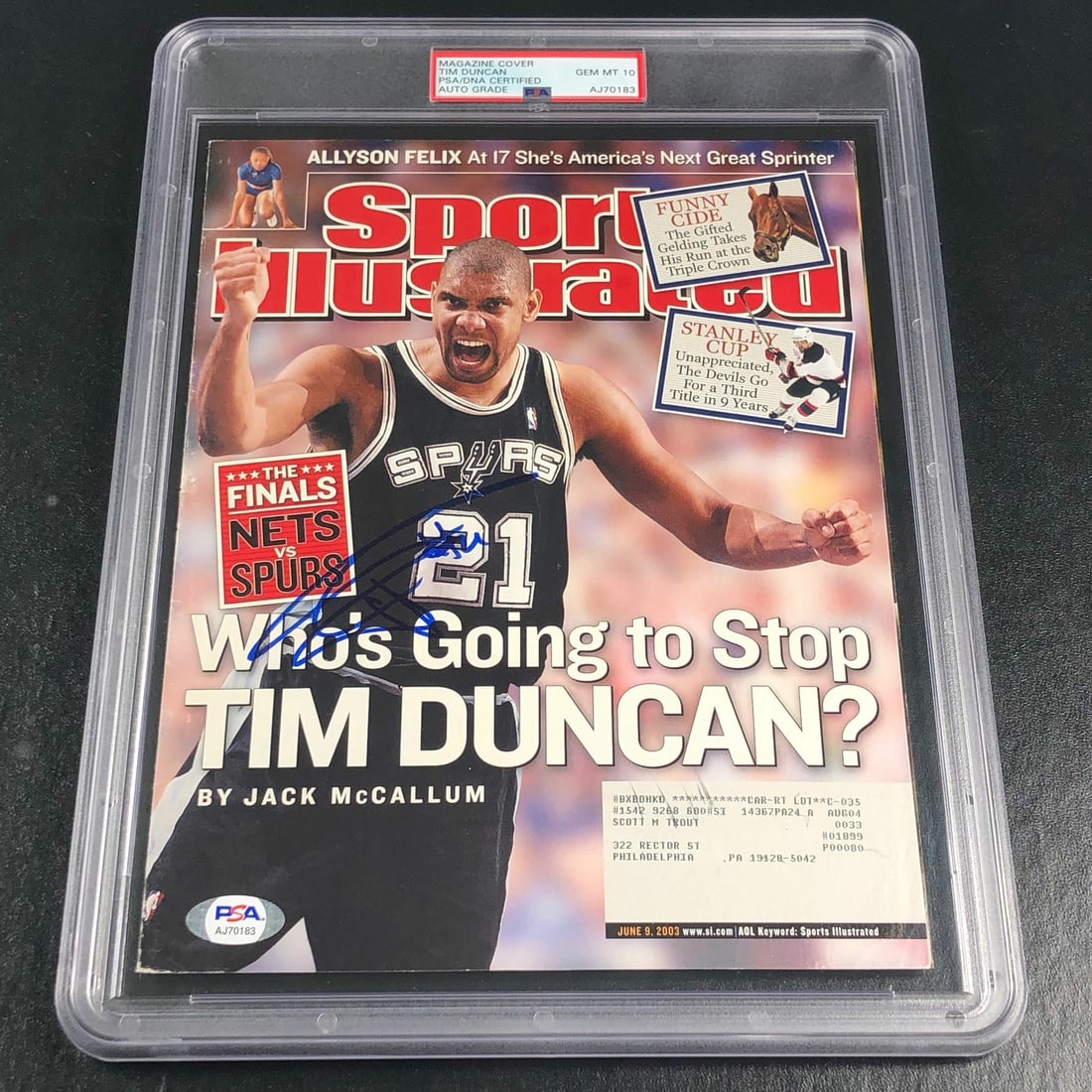 Tim Duncan Autographed Sports Illustrated Magazine Cover PSA/DNA 10 Spurs: Tim Duncan Autographed Sports Illustrated Magazine Cover PSA/DNA 10 Spurs This is an original Sports Illustrated magazine cover featuring the legendary Tim Duncan, who played for the San Antonio Spurs
