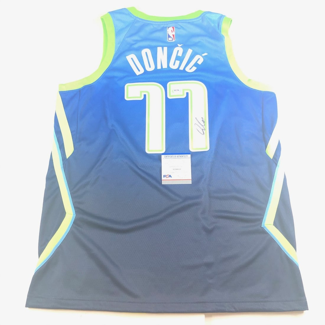 PSA DNA authenticated Luka Doncic Dallas Mavericks stitched jersey (1 of 3)