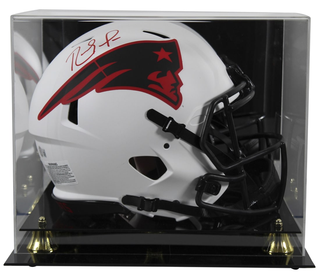 Randy Moss autographed Patriots Lunar Riddell Speed Proline helmet Beckett case: Randy Moss autographed Patriots Lunar Riddell Speed Proline helmet Beckett case This is a pre-owned, original New England Patriots Lunar Full Size Speed Proline Helmet, personally signed by Randy Moss