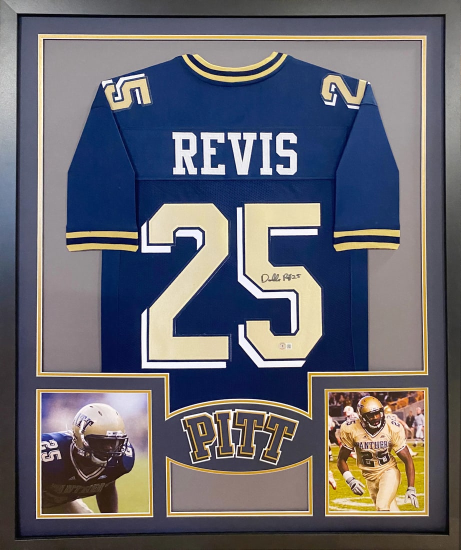 Darrelle Revis Autographed Framed Jersey Beckett Authenticated Pitt Panthers Jets: Darrelle Revis Autographed Framed Jersey Beckett Authenticated Pitt Panthers Jets This autographed Darrelle Revis framed jersey is a must-have for any fan. Authenticated by Beckett, a leader in sports