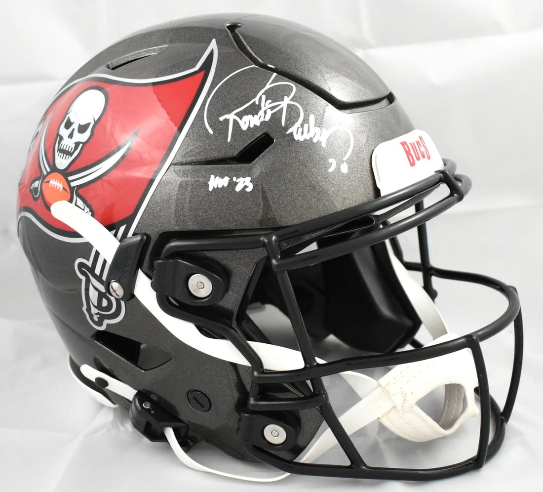 Beckett Holo Ronde Barber Signed Buccaneers SpeedFlex Helmet: Beckett Holo Ronde Barber Signed Buccaneers SpeedFlex Helmet This is a pre-owned Tampa Bay Buccaneers full-size SpeedFlex helmet, autographed by Ronde Barber. The helmet is an original item and includ