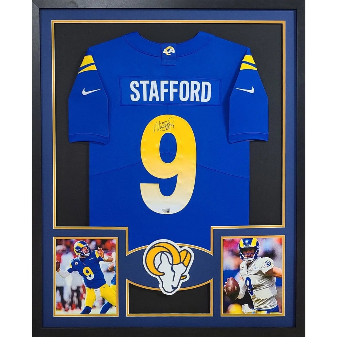 Framed Fanatics Autographed Matt Stafford Blue Rams Jersey (1 of 2)