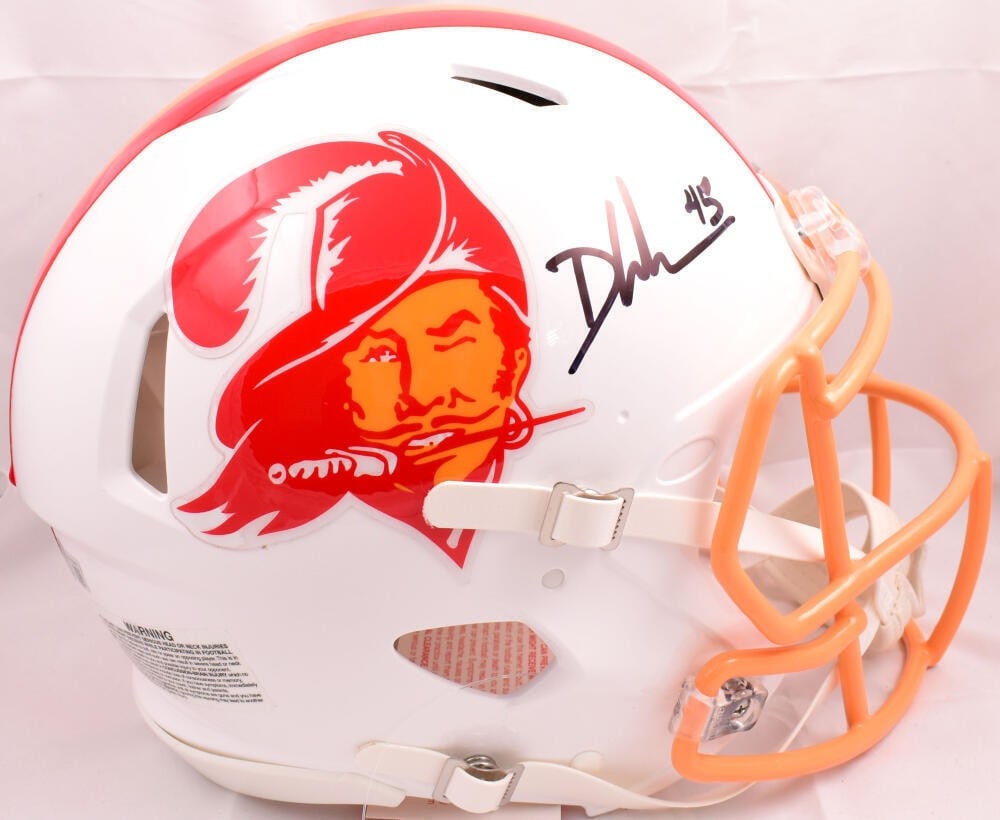 Beckett certified Devin White Buccaneers speed helmet: Beckett certified Devin White Buccaneers speed helmet This is an authentic Tampa Bay Buccaneers full-size Speed helmet, signed by football player Devin White. The helmet features Beckett Authenticatio
