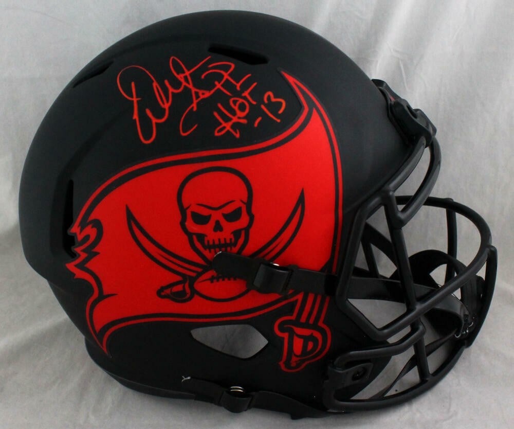 Beckett Authenticated Warren Sapp Tampa Bay Buccaneers Eclipse Speed Helmet: Beckett Authenticated Warren Sapp Tampa Bay Buccaneers Eclipse Speed Helmet This is a full-size Tampa Bay Buccaneers Eclipse Speed helmet signed by Warren Sapp, featuring his Hall of Fame inscription.