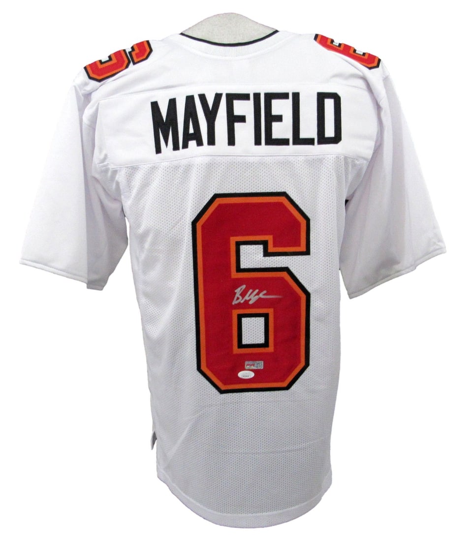 Baker Mayfield autographed Tampa Bay Buccaneers white football jersey JSA XL: Baker Mayfield autographed Tampa Bay Buccaneers white football jersey JSA XL This is a pre-owned white Tampa Bay Buccaneers football jersey, size XL, signed by Baker Mayfield. The autograph has been a