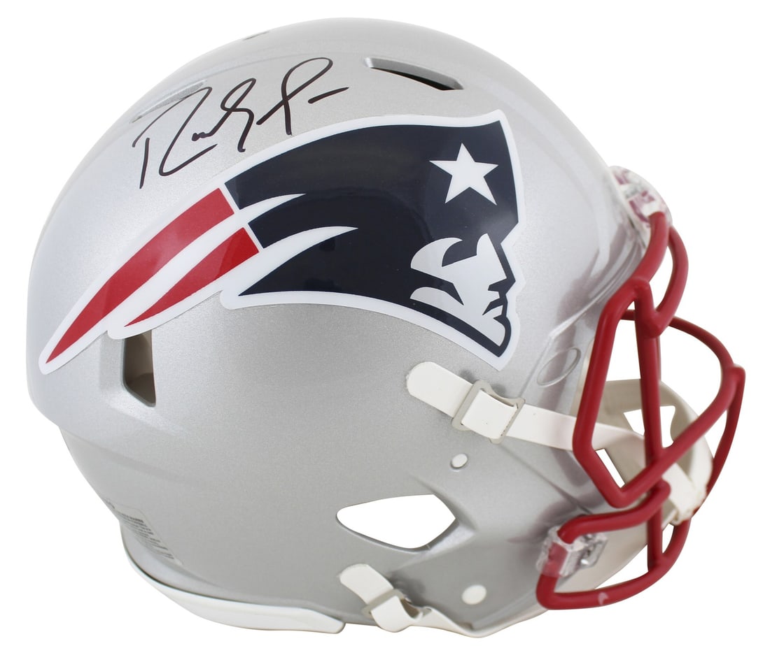 Randy Moss Signed New England Patriots Full Size Speed Helmet Beckett Witnessed: Randy Moss Signed New England Patriots Full Size Speed Helmet Beckett Witnessed This authentic full-size Speed Proline helmet features the hand signature of Randy Moss from the New England Patriots. T
