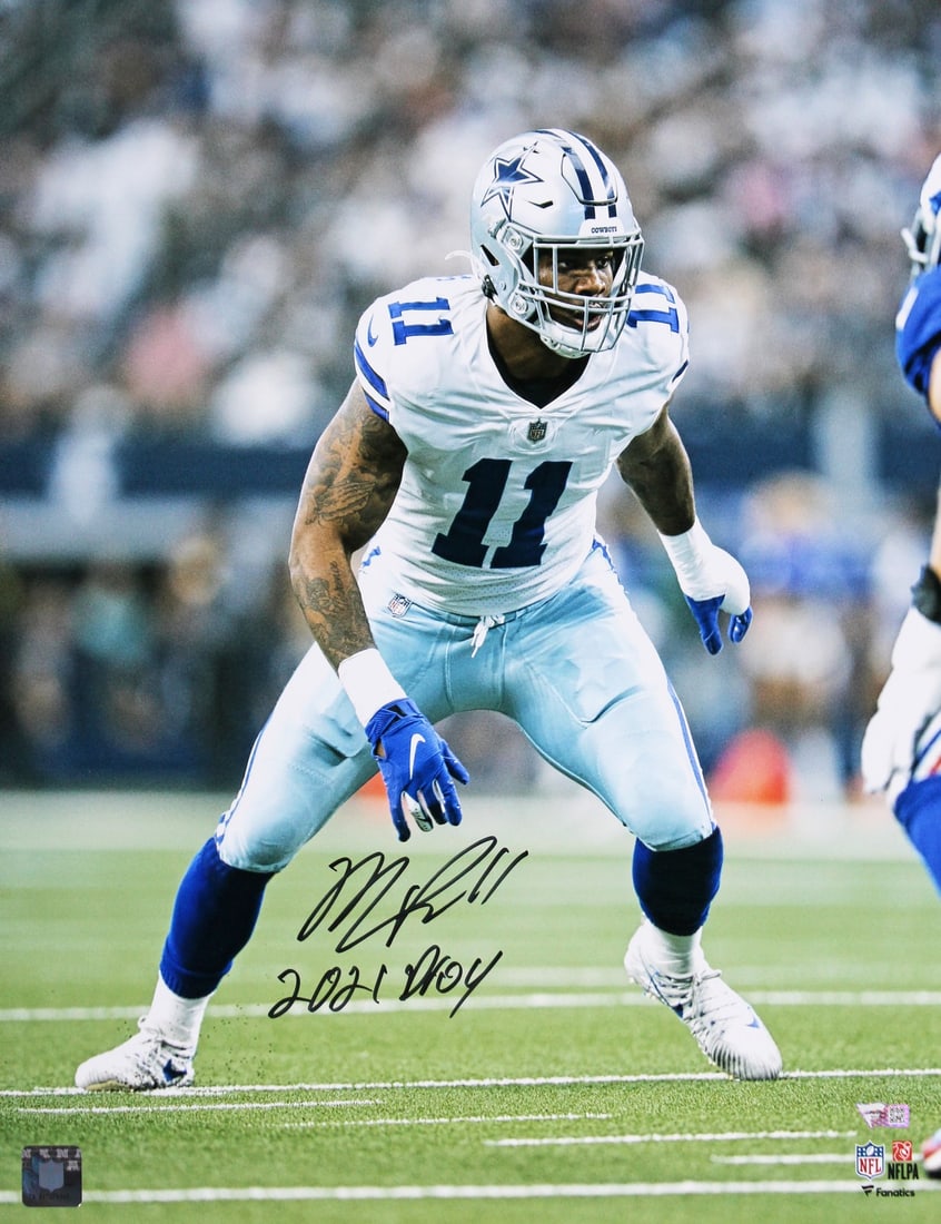 Micah Parsons autographed 16x20 vertical photo Beckett 2021 DROY: Micah Parsons autographed 16x20 vertical photo Beckett 2021 DROY This 16x20 vertical photo features Micah Parsons of the Dallas Cowboys and is personally signed with the inscription "2021 DROY." The a