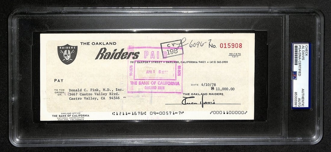 Al Davis Autographed Bank Check Oakland Raiders PSA/DNA: Al Davis Autographed Bank Check Oakland Raiders PSA/DNA This is an original autographed bank check measuring 8.5x3.5 inches, signed by Al Davis, the Hall of Fame inductee and renowned figure in footba