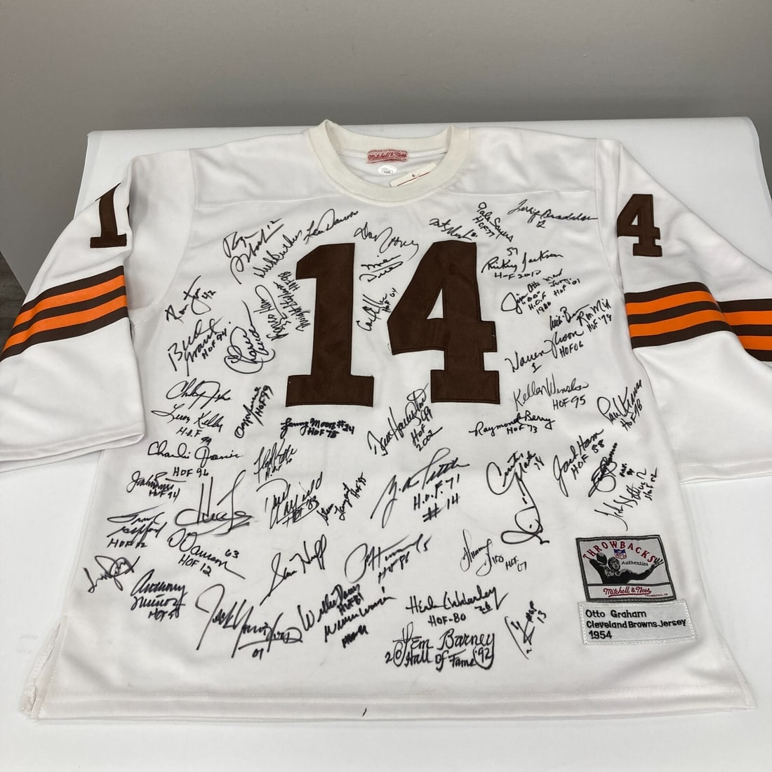 NFL Hall of Fame Multi Signed Mitchell & Ness Jersey 50+ Signatures JSA COA: NFL Hall of Fame Multi Signed Mitchell & Ness Jersey 50+ Signatures JSA COA Celebrate the legends of football with this authentic NFL Hall of Fame multi-signed Mitchell & Ness jersey. Featuring over 5