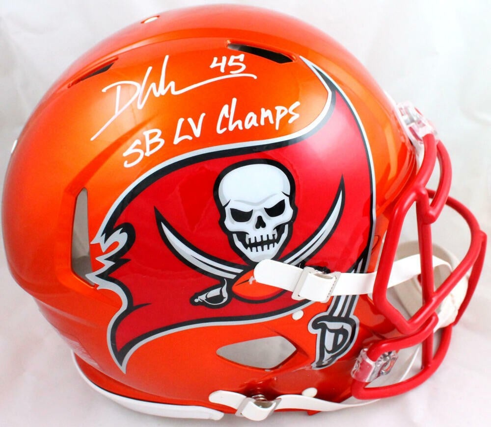 Devin White autographed Tampa Bay Buccaneers full size helmet Beckett hologram: Devin White autographed Tampa Bay Buccaneers full size helmet Beckett hologram This is an authentic Tampa Bay Buccaneers full-size Flash Speed helmet, personally signed by Devin White. The helmet feat