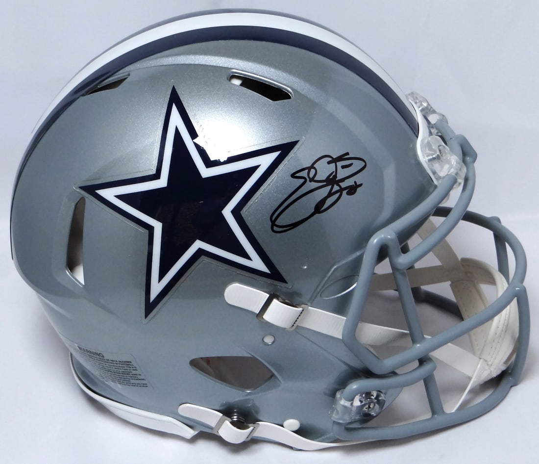Emmitt Smith Autographed F/S Speed Authentic Helmet Dallas Cowboys Beckett: Emmitt Smith Autographed F/S Speed Authentic Helmet Dallas Cowboys Beckett This authentic full-size Speed helmet is signed by Emmitt Smith, a legendary player of the Dallas Cowboys. The item is pre-ow