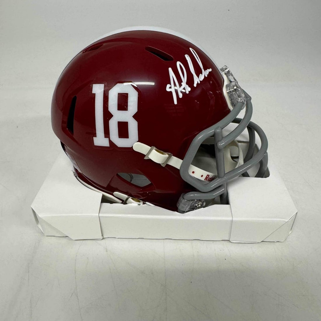 Nick Saban Autographed Mini Football Helmet Alabama Crimson Tide BAS COA: Nick Saban Autographed Mini Football Helmet Alabama Crimson Tide BAS COA This is an authentic autographed mini football helmet signed by Nick Saban, the legendary coach of the Alabama Crimson Tide. Th