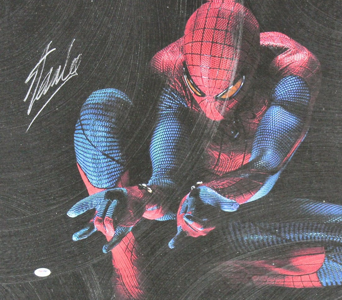 Marvel Spider-Man 20x24 canvas signed by Stan Lee PSA DNA (1 of 9)