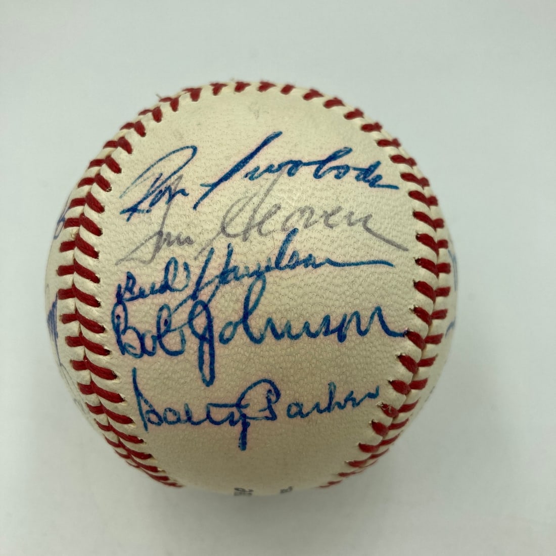 New York Mets 1967 Team Autographed NL Giles Baseball Tom Seaver Rookie JSA Certified: New York Mets 1967 Team Autographed NL Giles Baseball Tom Seaver Rookie JSA Certified This is an original 1967 National League Giles baseball signed by the New York Mets team, featuring rookie Tom Sea