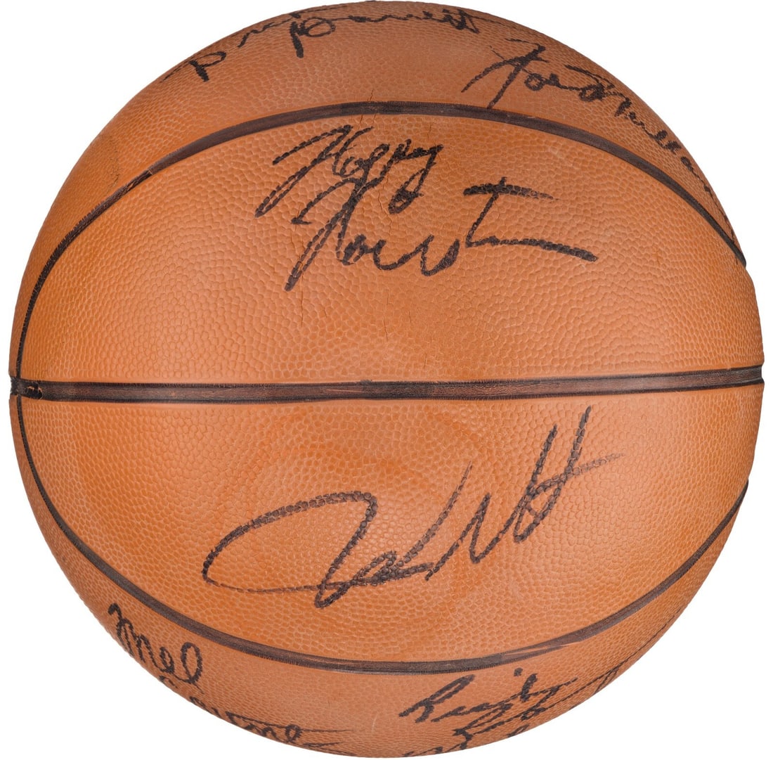 1969-70 Lakers Team Signed Basketball Wilt Chamberlain Beckett Authenticated (1 of 8)