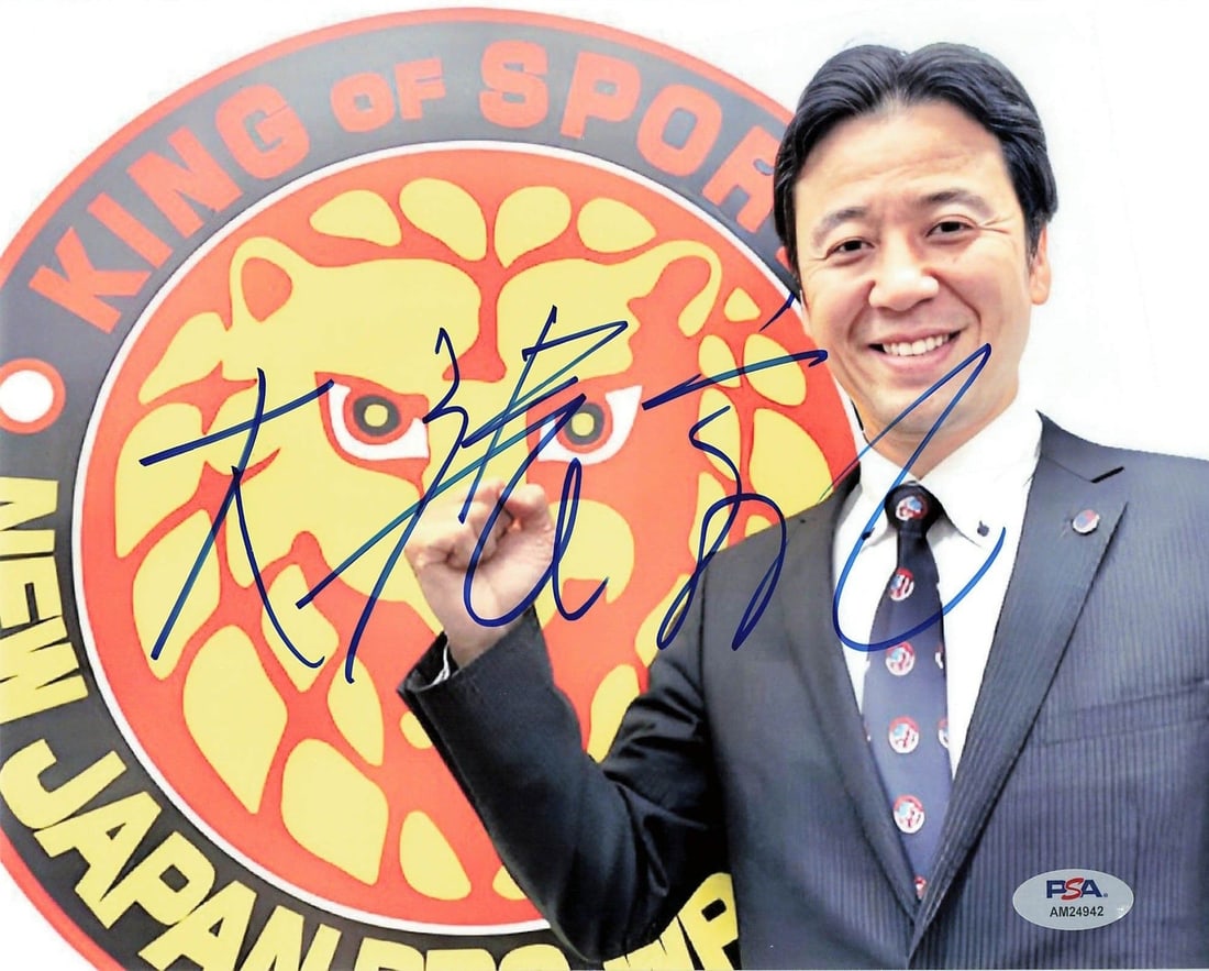 Takami Ohbari WWE Signed 8x10 Photo PSA/DNA Authenticated: Takami Ohbari WWE Signed 8x10 Photo PSA/DNA Authenticated This is an original 8x10 photograph featuring the signature of Takami Ohbari, a notable figure in WWE wrestling. The autograph has been authen