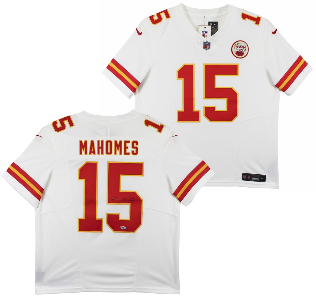 Patrick Mahomes Signed White Nike Limited Jersey Fanatics Authenticated Chiefs (1 of 6)