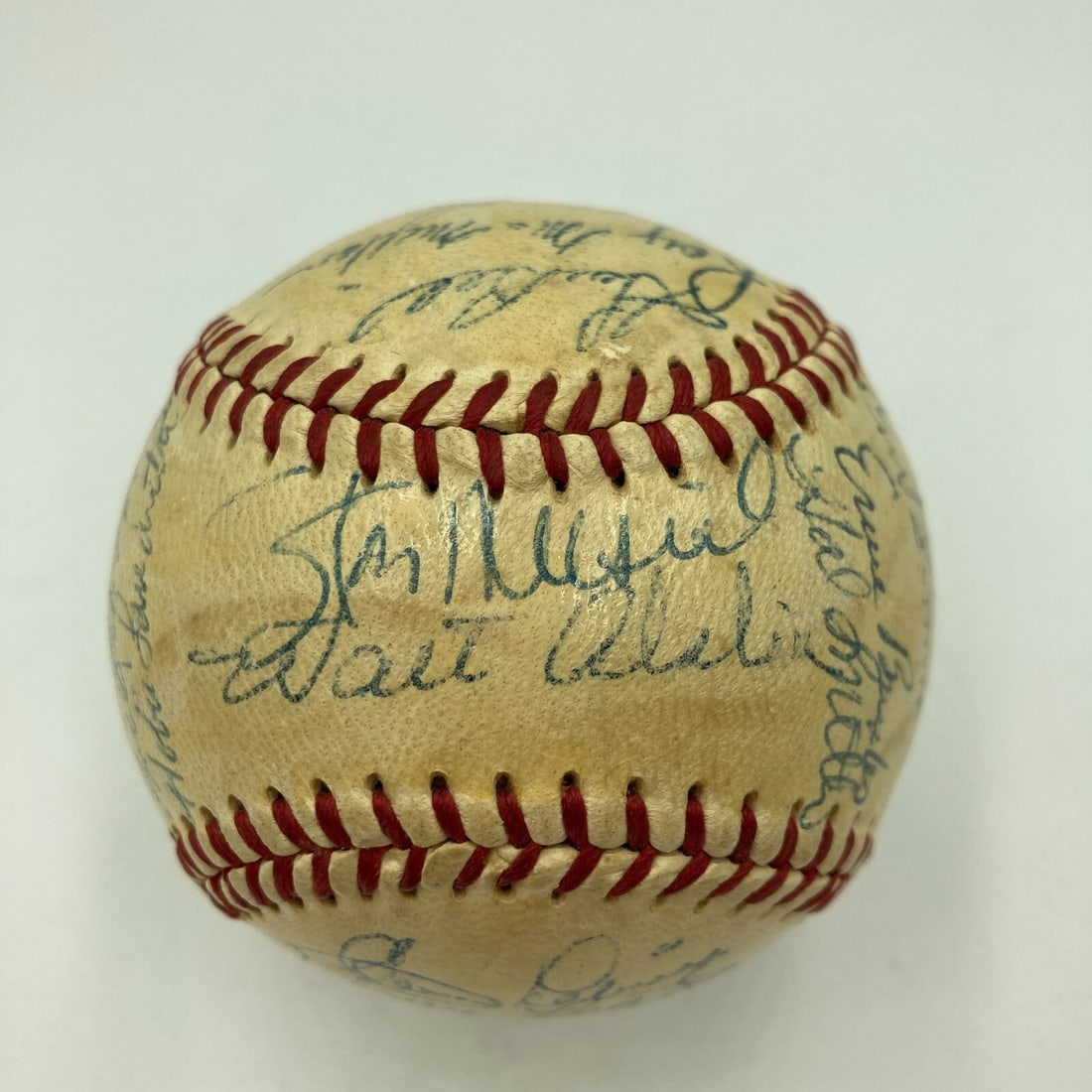 1950s Multi Signed Baseball Willie Mays Hank Aaron Stan Musial JSA COA: 1950s Multi Signed Baseball Willie Mays Hank Aaron Stan Musial JSA COA This remarkable 1950's Hall of Fame multi-signed baseball features a total of 29 signatures from legendary players including Will