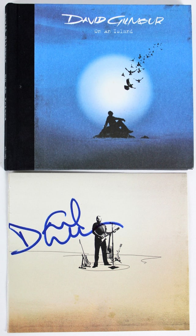 David Gilmour Signed On An Island CD Booklet Page JSA Authenticated (1 of 10)