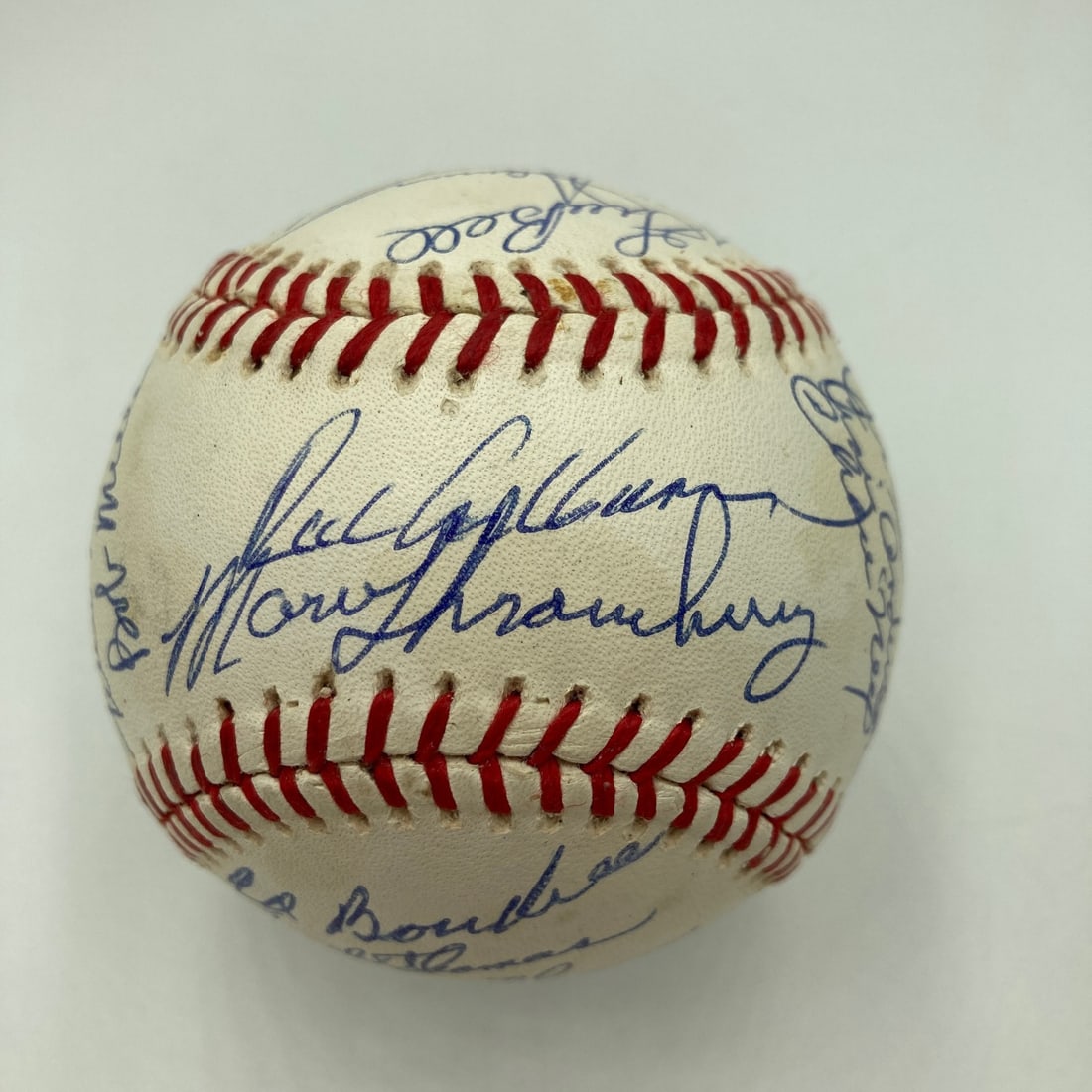 New York Mets 1962 Team Autographed NL Baseball With JSA Full Letter COA: New York Mets 1962 Team Autographed NL Baseball With JSA Full Letter COA This is an official National League baseball from the 1962 New York Mets inaugural season, signed by 27 team members. Signature