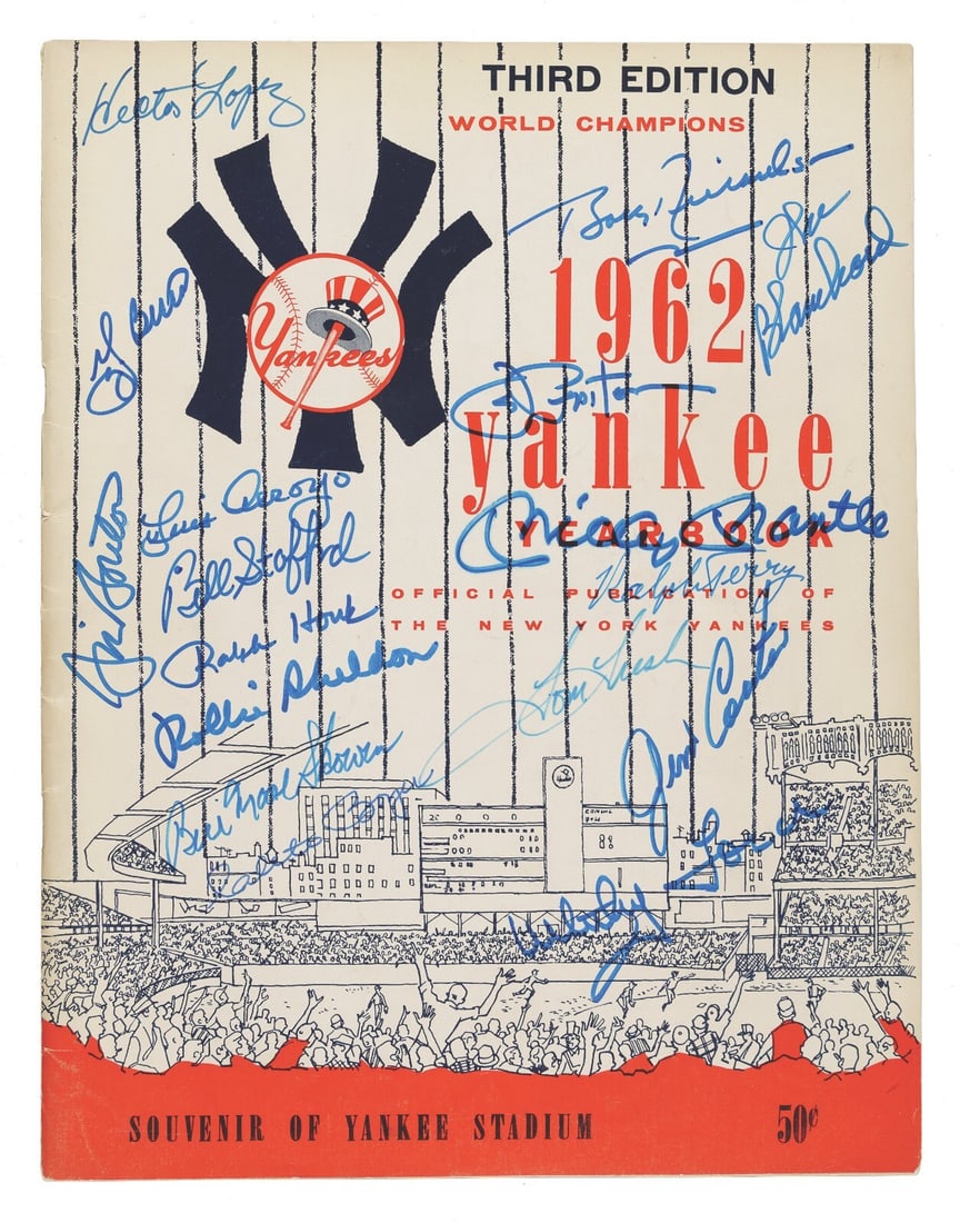 1962 New York Yankees Yearbook Signed by 17 Legends JSA COA: 1962 New York Yankees Yearbook Signed by 17 Legends JSA COA This 1962 New York Yankees yearbook is a remarkable collectible, showcasing the signatures of seventeen members of the world championship te