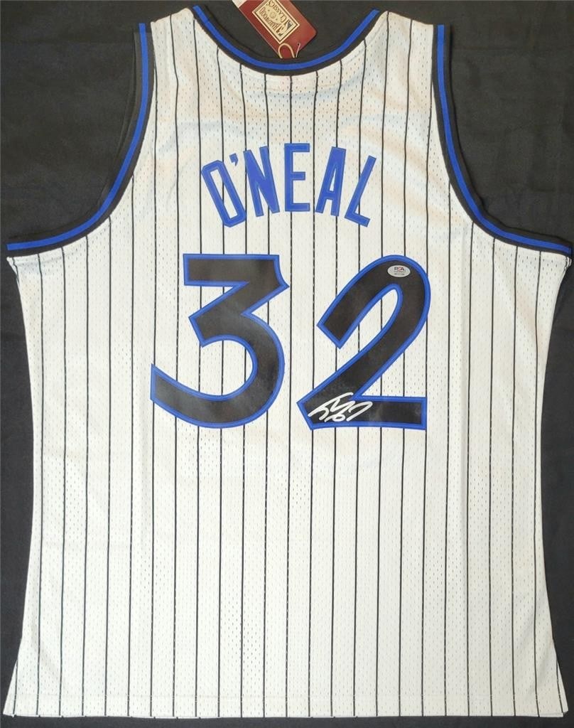 Shaquille O'Neal Signed 1993-94 Orlando Magic Jersey PSA: Shaquille O'Neal Signed 1993-94 Orlando Magic Jersey PSA This is an original, pre-owned Mitchell & Ness jersey signed by basketball legend Shaquille O'Neal, featuring his autograph authenticated by th