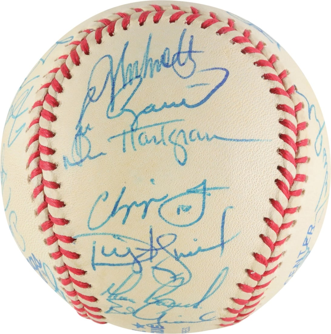 1996 Atlanta Braves Team Signed Baseball with PSA Authentication: 1996 Atlanta Braves Team Signed Baseball with PSA Authentication Celebrate the legacy of the 1996 Atlanta Braves with this officially licensed team-signed MLB baseball. This remarkable piece features 