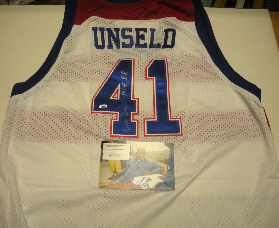 Signed Wes Unseld Washington Bullets Hall of Fame Jersey with COA: Signed Wes Unseld Washington Bullets Hall of Fame Jersey with COA This pre-owned Washington Bullets jersey is signed by Hall of Famer Wes Unseld. It is an original NBA basketball jersey and comes with