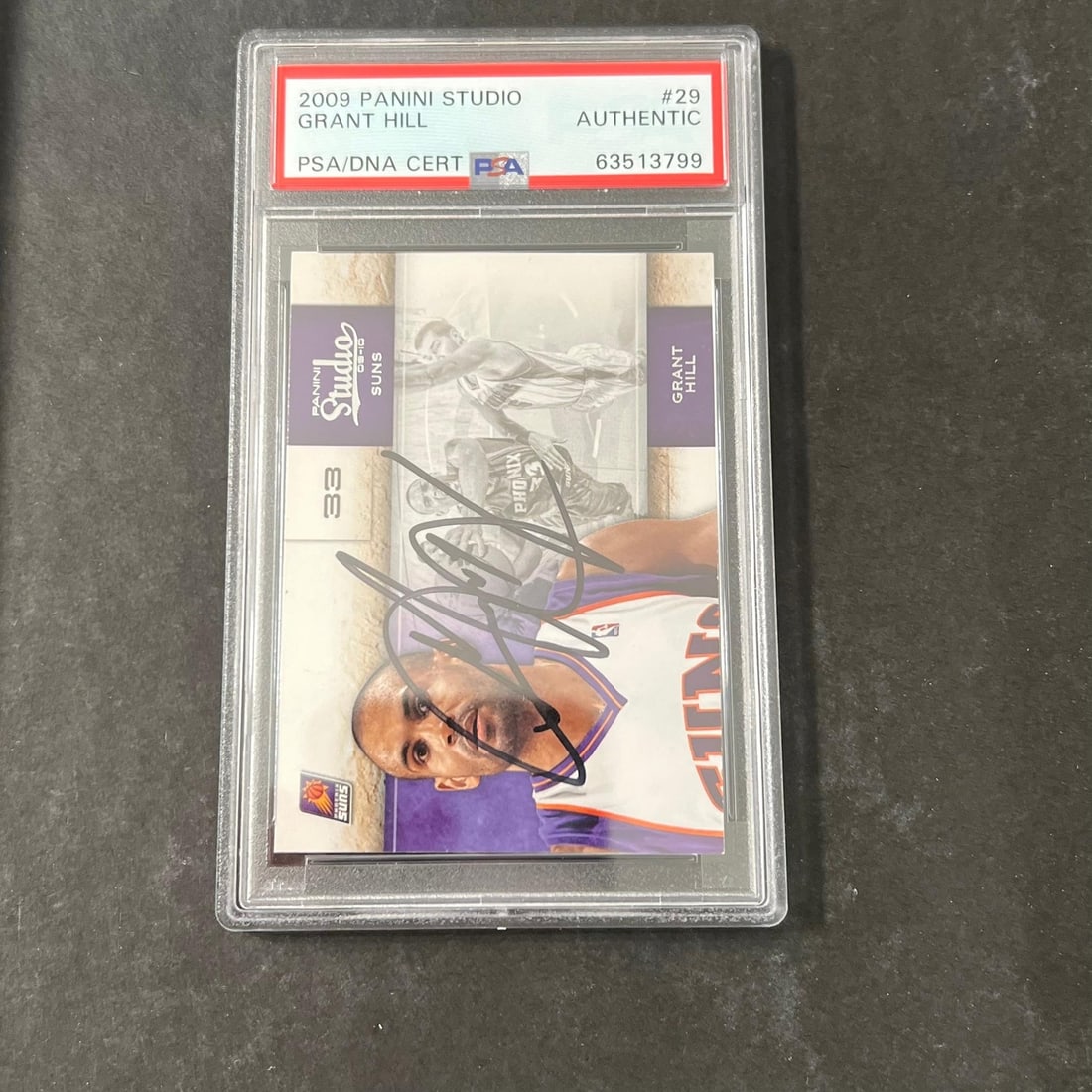 2009-10 Panini Studio #29 Grant Hill Signed Card PSA Slabbed Suns: 2009-10 Panini Studio #29 Grant Hill Signed Card PSA Slabbed Suns This 2009-10 PANINI STUDIO #29 card features the autograph of Grant Hill, who is well-known for his time with the Phoenix Suns. The si