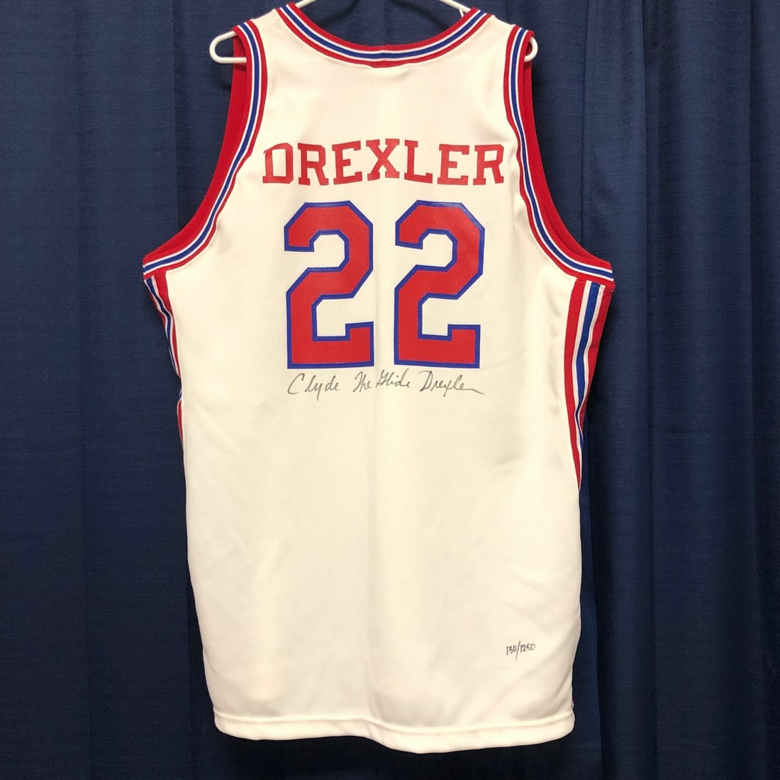 Clyde Drexler PSA DNA Autographed Portland Trail Blazers Jersey (1 of 4)
