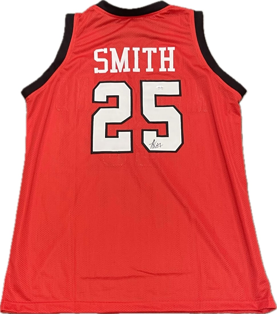 PSA DNA authenticated Jalen Smith Maryland signed jersey: PSA DNA authenticated Jalen Smith Maryland signed jersey This is a pre-owned jersey autographed by Jalen Smith, who played for Maryland. The autograph has been authenticated by PSA/DNA, ensuring its a