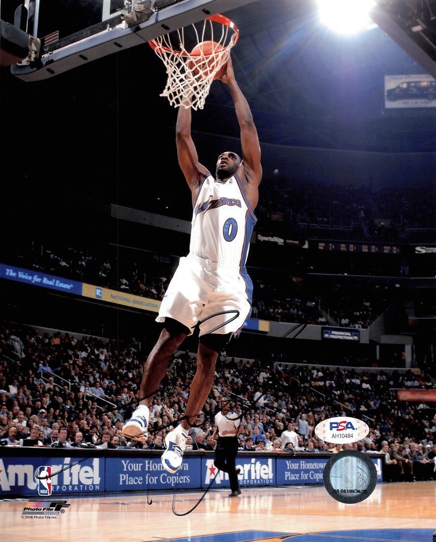 Gilbert Arenas Autographed 8x10 Photo PSA/DNA Washington Wizards: Gilbert Arenas Autographed 8x10 Photo PSA/DNA Washington Wizards This is a professionally printed 8x10 photograph featuring Gilbert Arenas, a prominent player for the Washington Wizards. The photograp