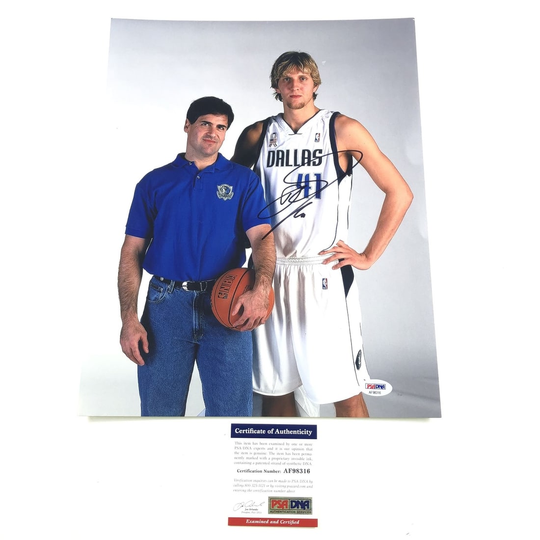 Dirk Nowitzki Autographed 11x14 Photo PSA/DNA Dallas Mavericks (1 of 3)