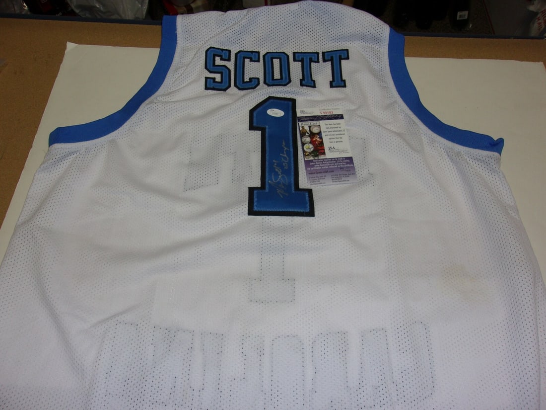 Melvin Scott North Carolina Tarheels Signed Jersey 2005 NCAA Champs JSA Certified (1 of 2)