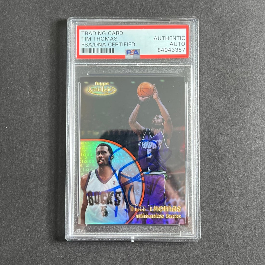 1999-00 Topps Gold Label Isiah Thomas Signed Card PSA Authenticated (1 of 2)