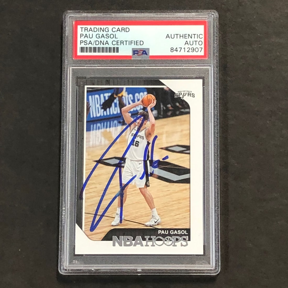 Pau Gasol Signed 2018-19 NBA Hoops #33 Card PSA Authenticated Spurs: Pau Gasol Signed 2018-19 NBA Hoops #33 Card PSA Authenticated Spurs This listing features a 2018-19 NBA Hoops #33 trading card signed by Pau Gasol, a distinguished player known for his time with the S