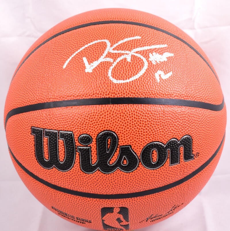Beckett hologram signed Wilson NBA ball by Ralph Sampson HOF (1 of 12)